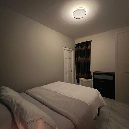 3 Bedrooms In 2Nd Floor Modern Brooklyn Home, Close To J Train New York Buitenkant foto