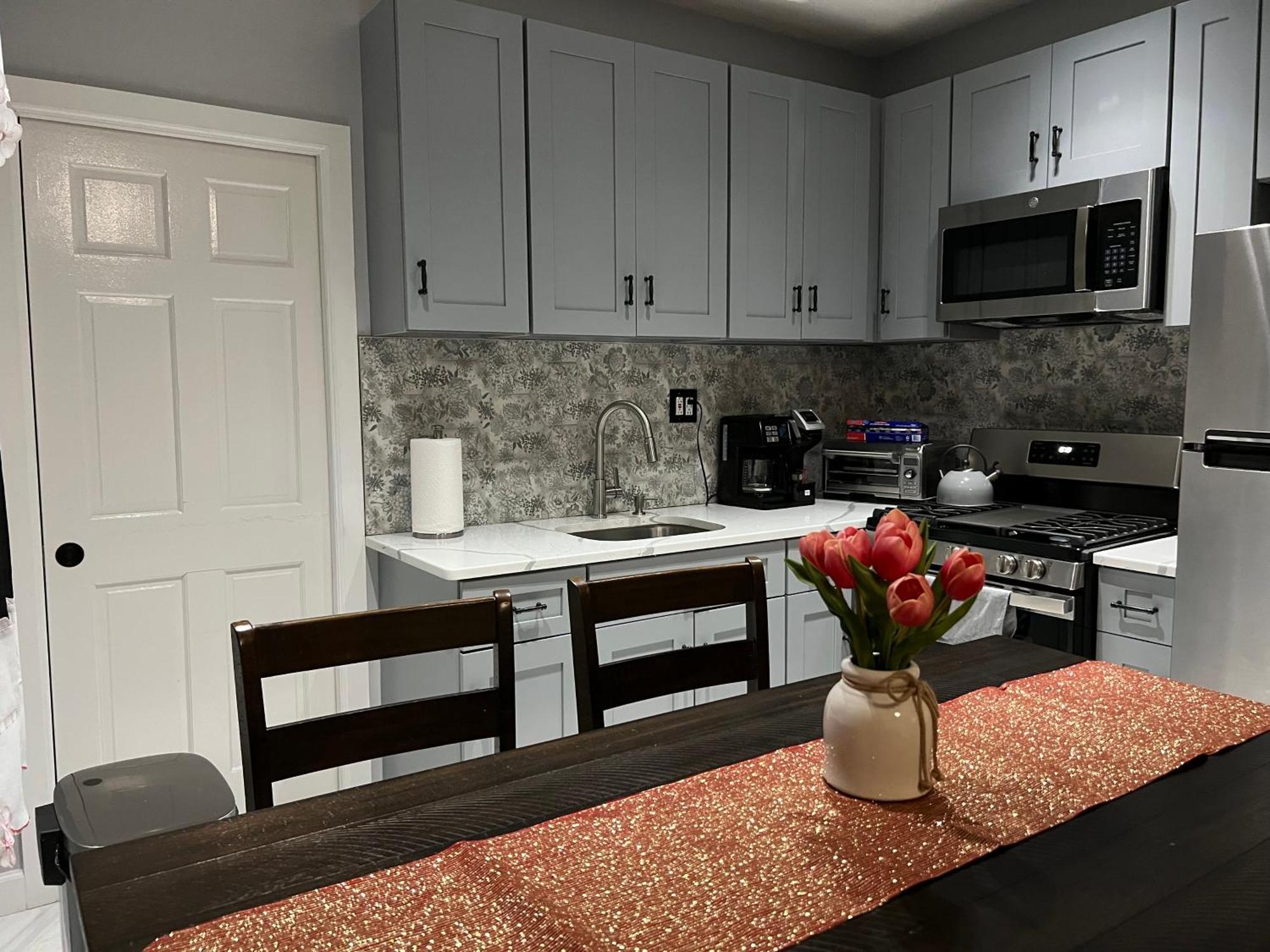 3 Bedrooms In 2Nd Floor Modern Brooklyn Home, Close To J Train New York Buitenkant foto